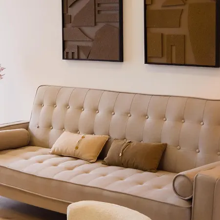 Апартаменты 4da- Sunlit Apartment, Beautifully Designed In The Heart Of The City's Desirable Area Лиссабон